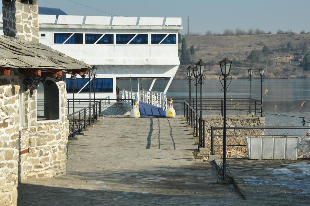 Hotel Brod Panini Wełes Zewnętrze zdjęcie